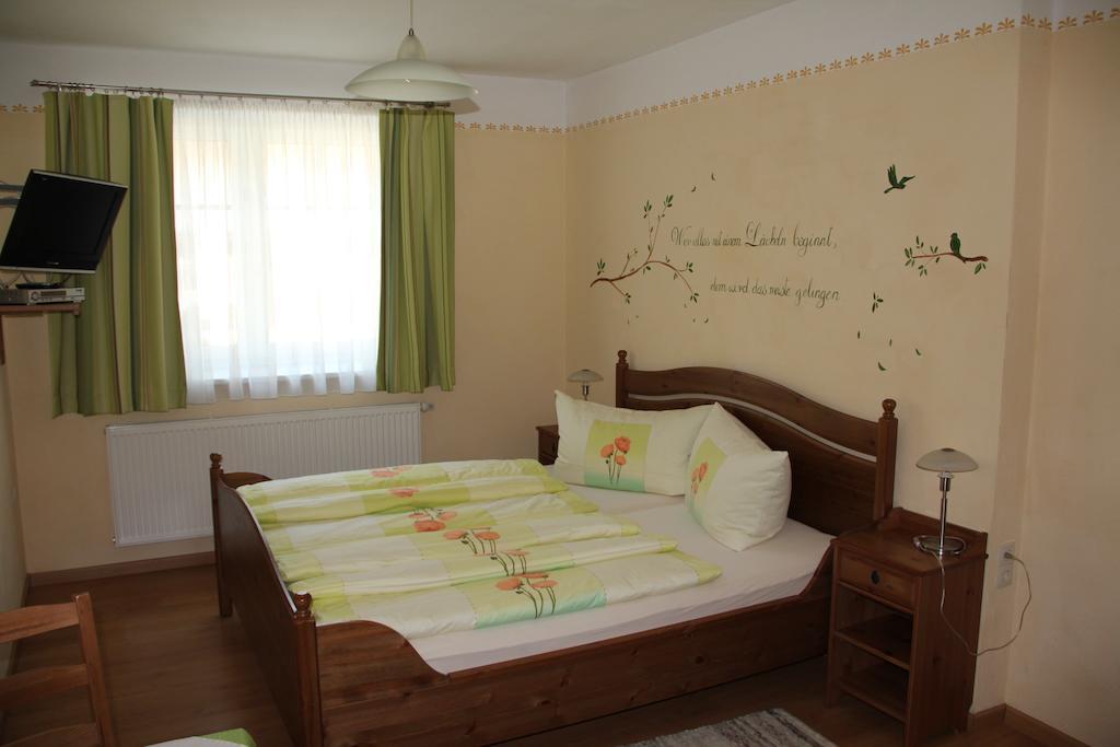 Haus Resi Daire Staatz Dış mekan fotoğraf
